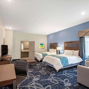 Queen Room Mobility or hearing accessible